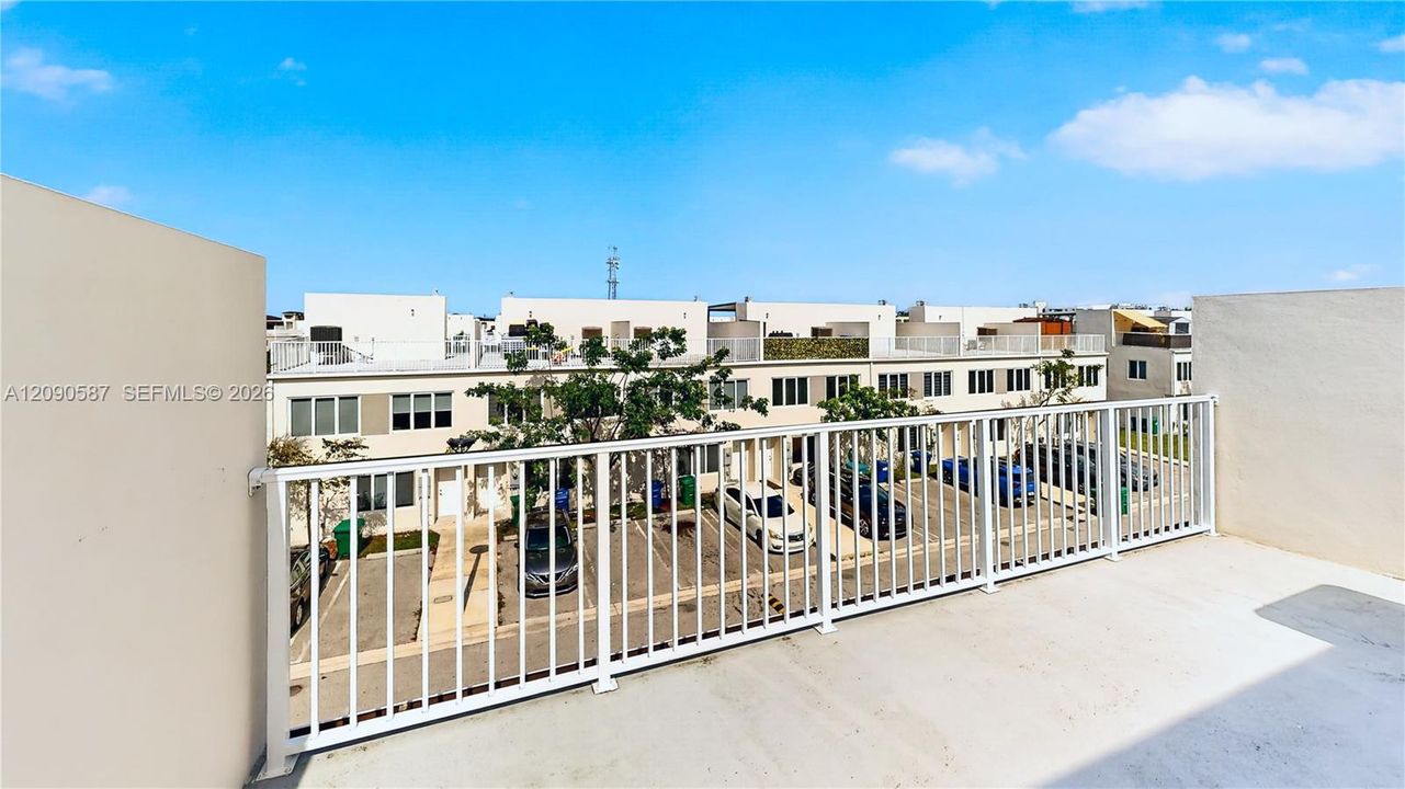 На продажу: $419,000 (4 спален, 3 ванн, 1398 Квадратных фут)