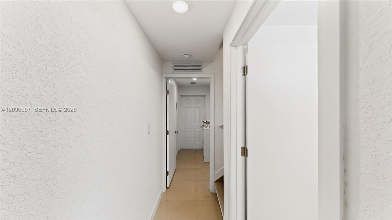 На продажу: $419,000 (4 спален, 3 ванн, 1398 Квадратных фут)