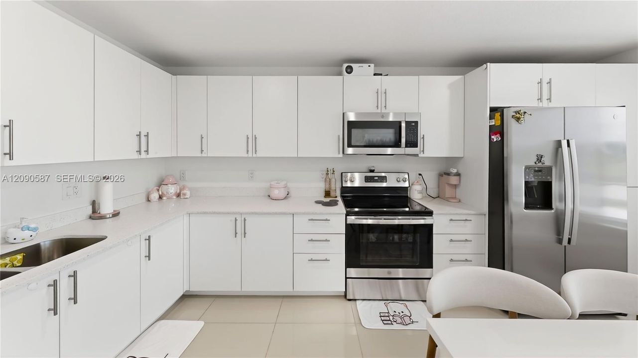 На продажу: $419,000 (4 спален, 3 ванн, 1398 Квадратных фут)