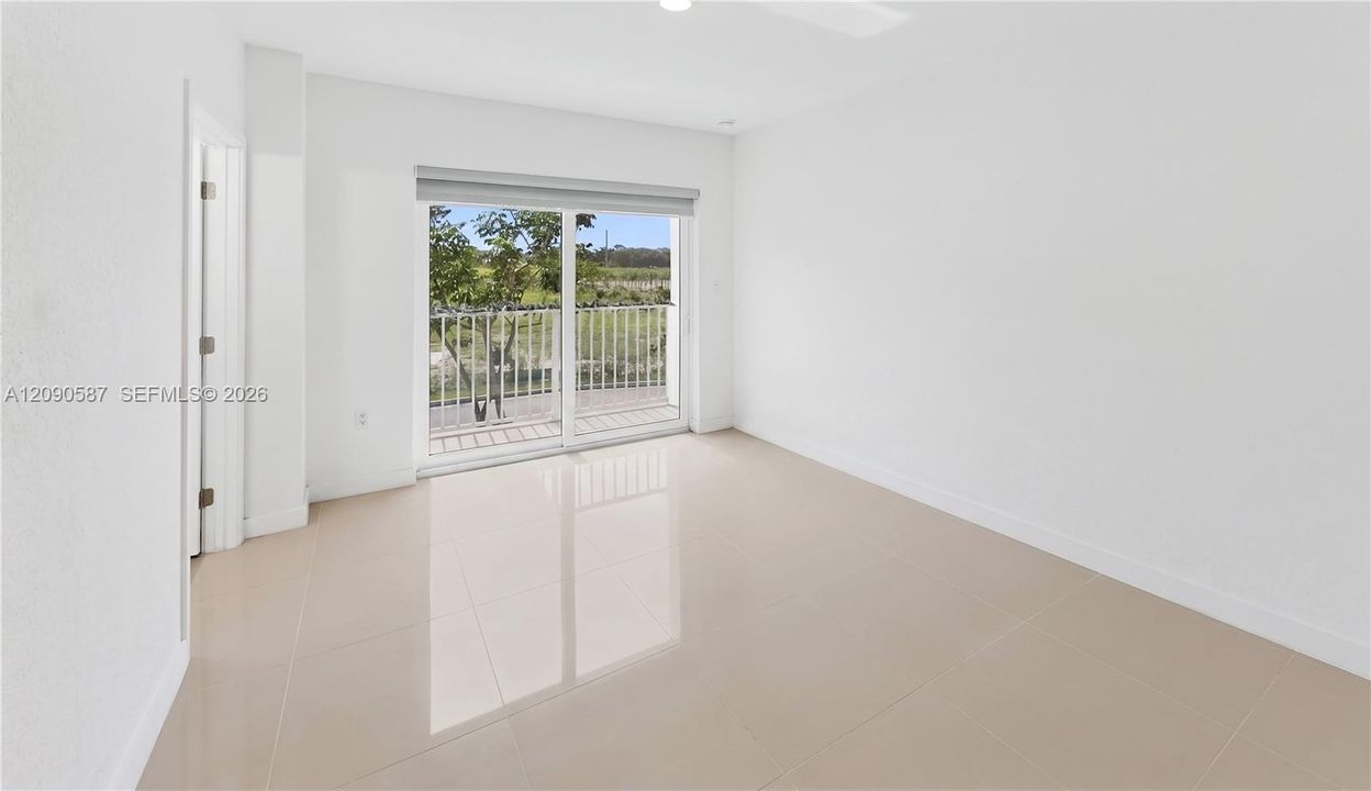 На продажу: $419,000 (4 спален, 3 ванн, 1398 Квадратных фут)