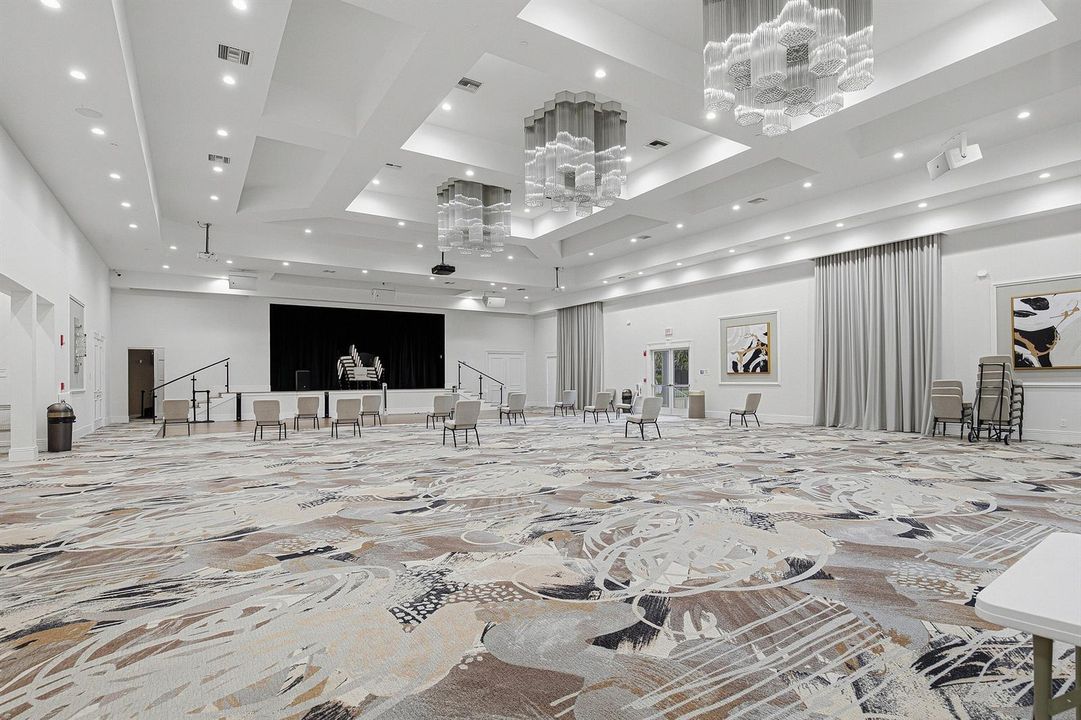 37-Clubhouse-Theater