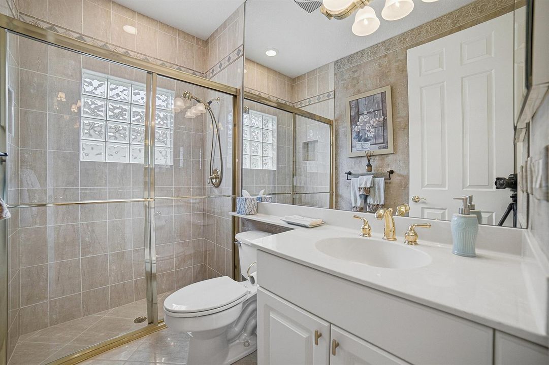 76-Bathroom