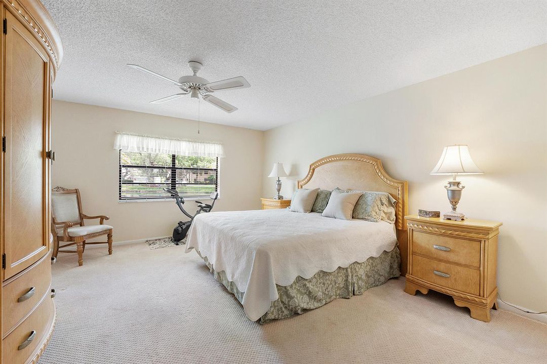 9283 Vista Del Lago_007
