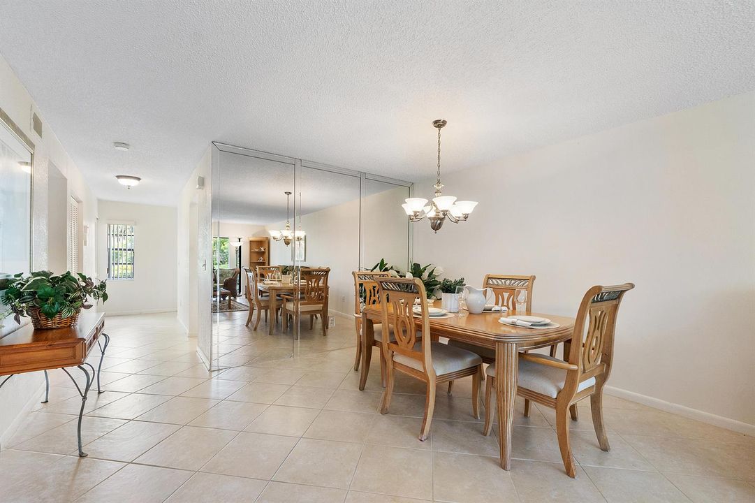 9283 Vista Del Lago_004