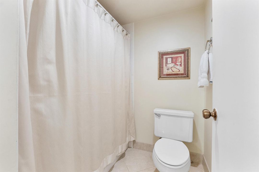 9283 Vista Del Lago_011