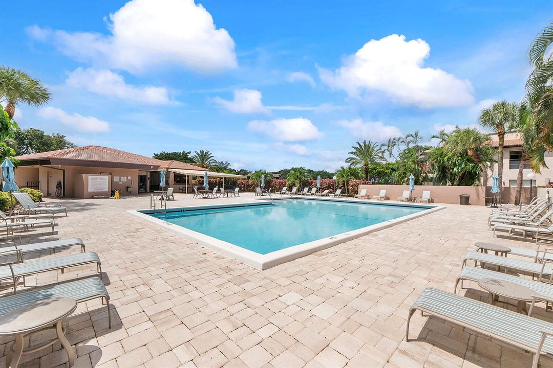 9283 Vista Del Lago_034