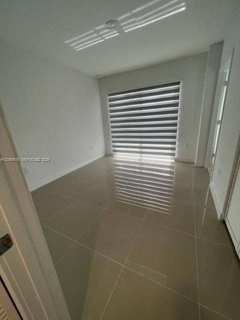 For Rent: $2,950 (4 beds, 3 baths, 1398 Square Feet)