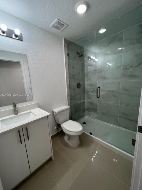 For Rent: $2,950 (4 beds, 3 baths, 1398 Square Feet)