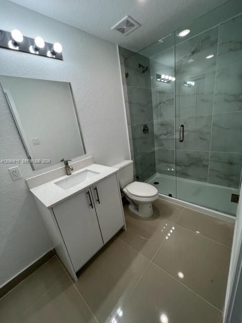 For Rent: $2,950 (4 beds, 3 baths, 1398 Square Feet)