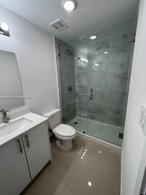 For Rent: $2,950 (4 beds, 3 baths, 1398 Square Feet)