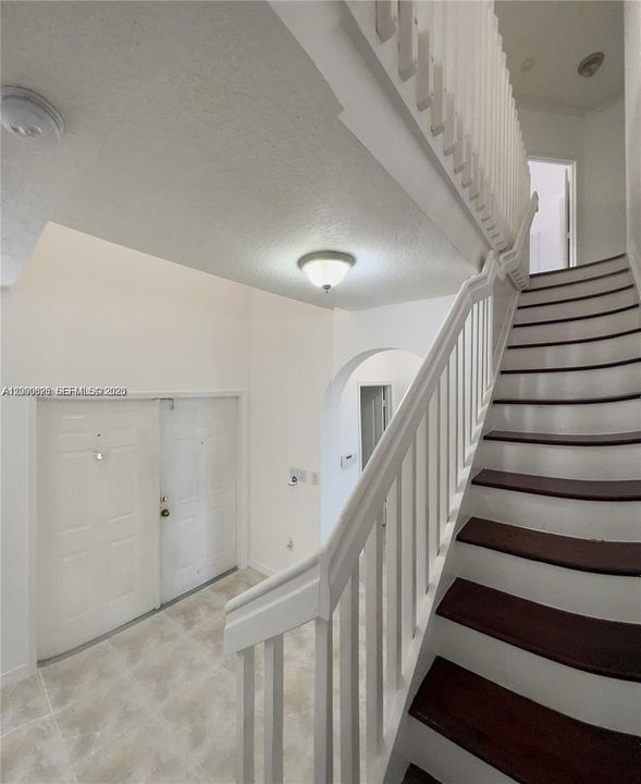 For Rent: $4,250 (5 beds, 3 baths, 2444 Square Feet)
