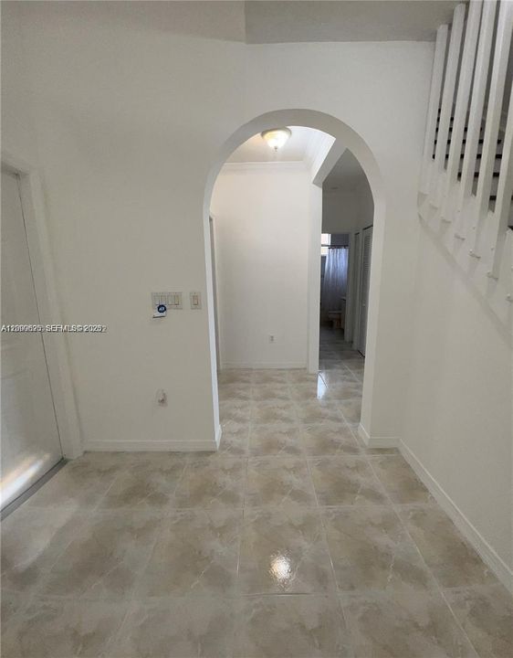 For Rent: $4,250 (5 beds, 3 baths, 2444 Square Feet)