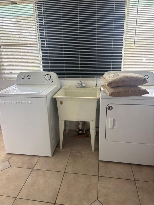 В аренду: $5,500 (3 спален, 2 ванн, 0 Квадратных фут)