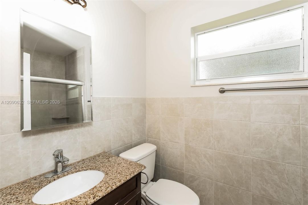 В аренду: $3,125 (3 спален, 2 ванн, 1698 Квадратных фут)
