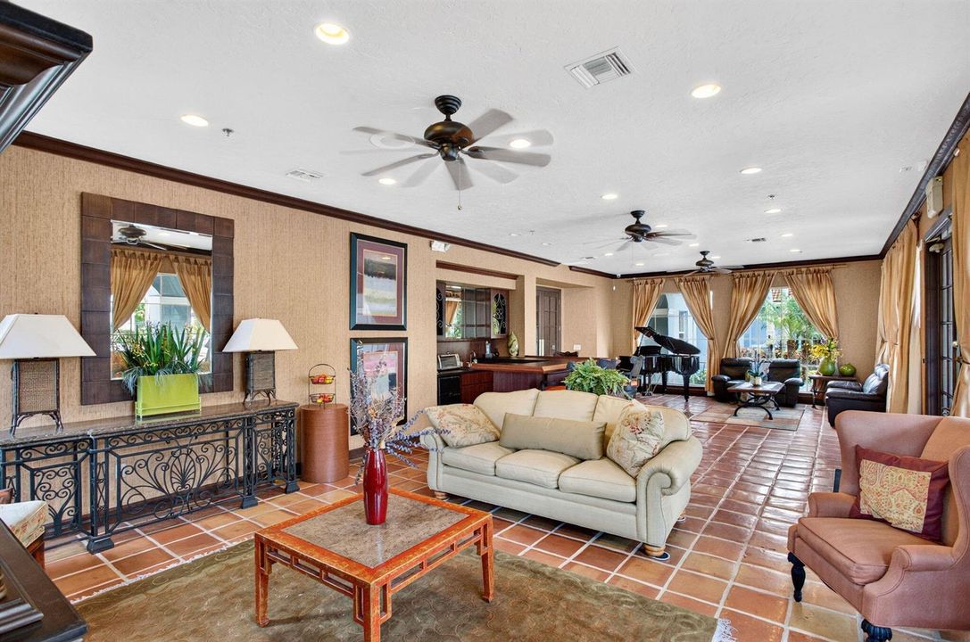 41-web-or-mls-Community Room