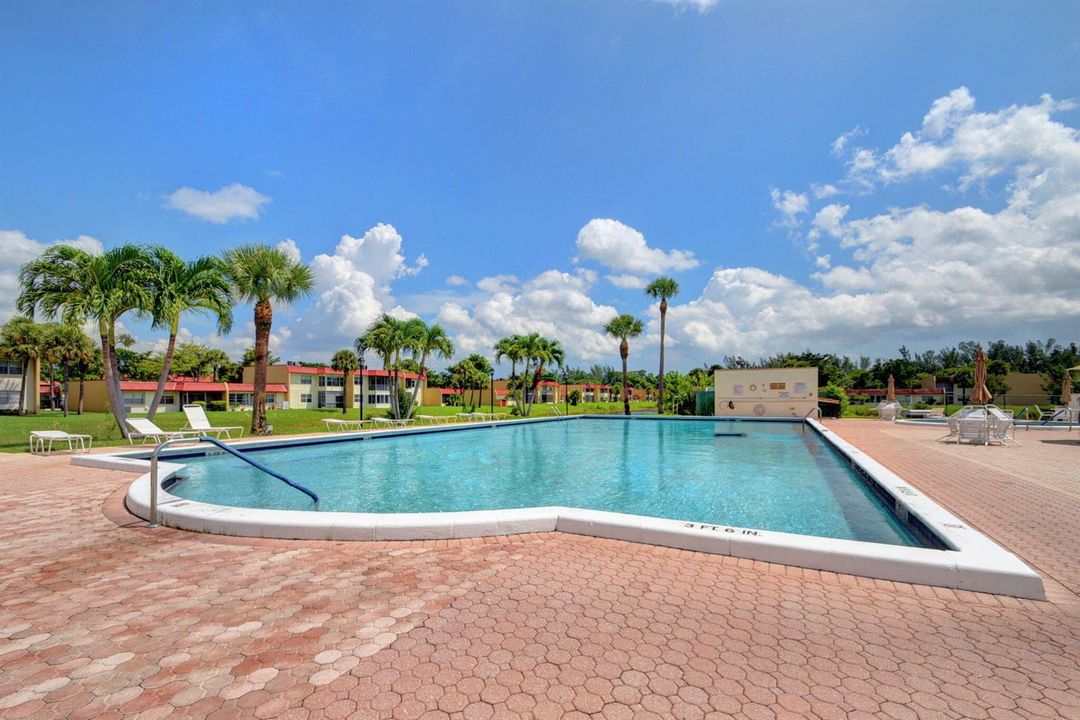 61-web-or-mls-16_golden lakes (16)
