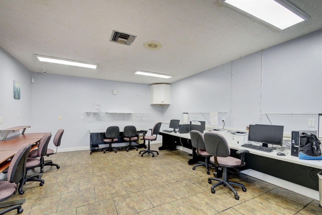 56-web-or-mls-11_golden lakes (11)