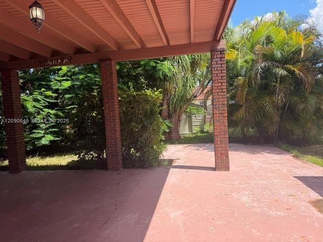 For Rent: $3,000 (3 beds, 1 baths, 1200 Square Feet)