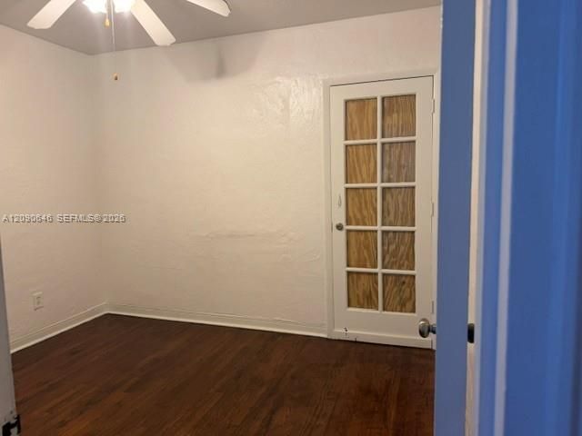 For Rent: $3,000 (3 beds, 1 baths, 1200 Square Feet)