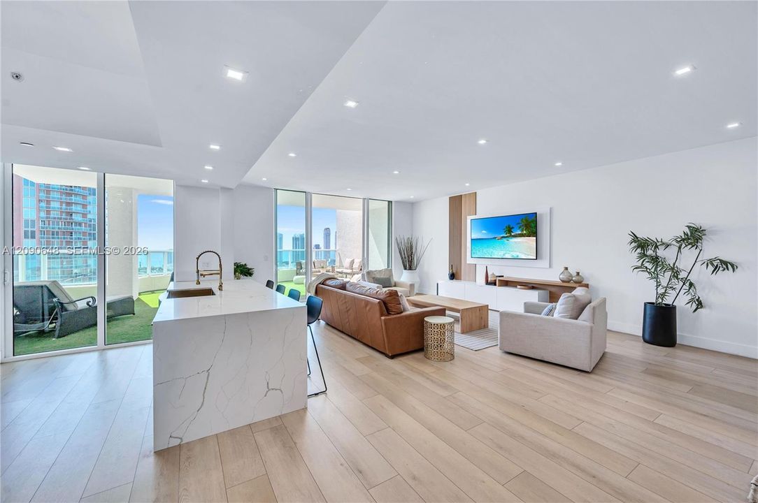 En Venta: $2,495,000 (3 camas, 3 baños, 3001 Pies cuadrados)