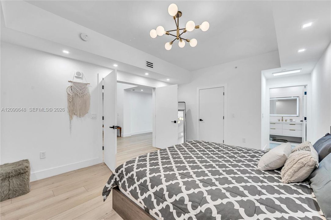 En Venta: $2,495,000 (3 camas, 3 baños, 3001 Pies cuadrados)