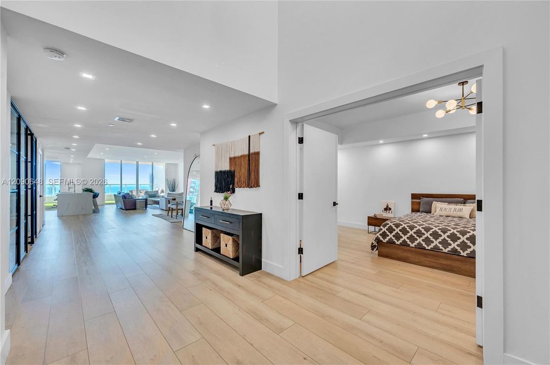 En Venta: $2,495,000 (3 camas, 3 baños, 3001 Pies cuadrados)