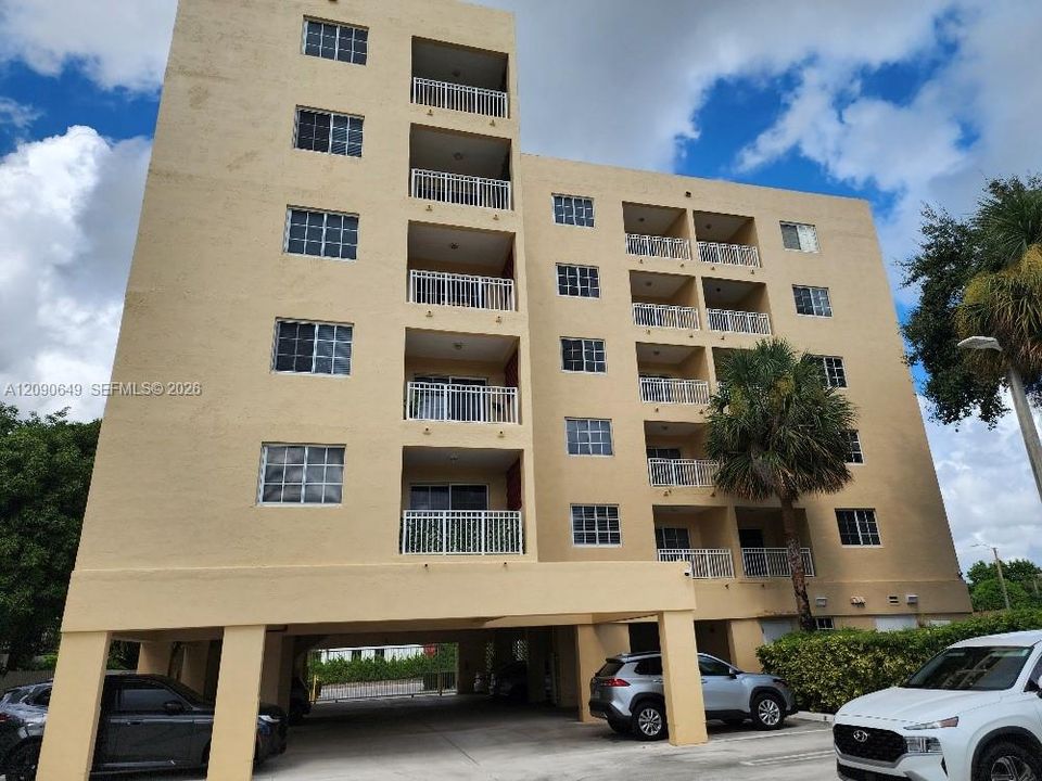 For Rent: $1,850 (1 beds, 1 baths, 34062 Square Feet)