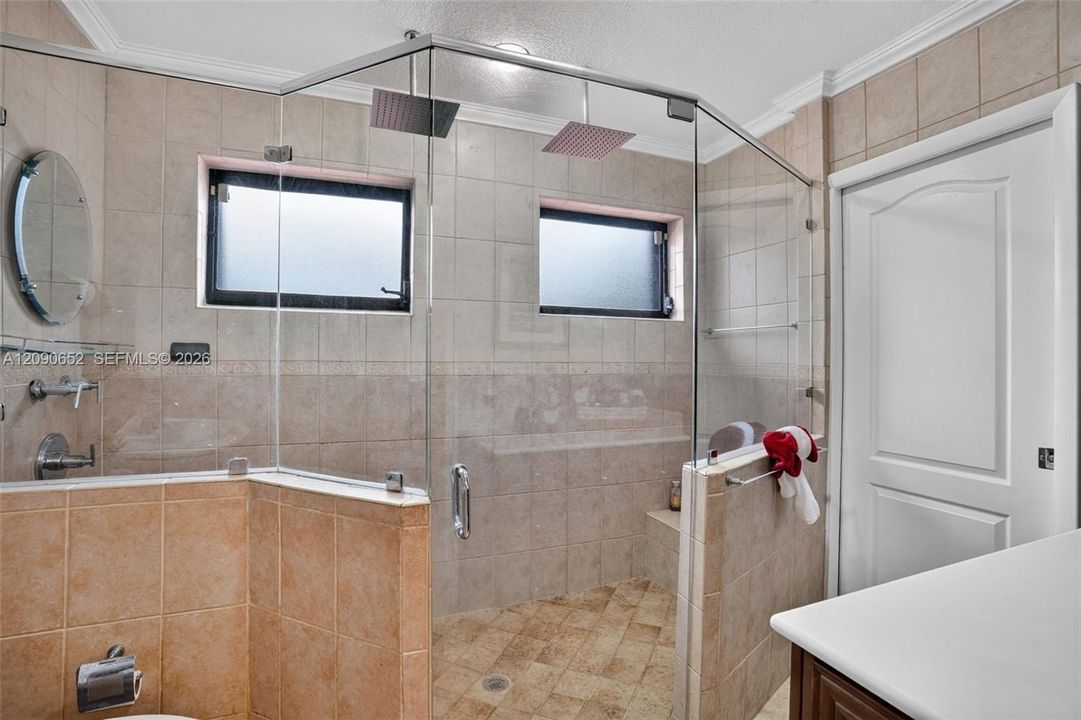 На продажу: $890,000 (3 спален, 2 ванн, 2664 Квадратных фут)