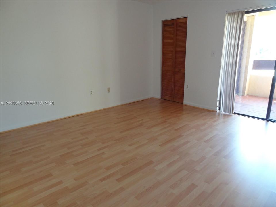 В аренду: $1,975 (1 спален, 1 ванн, 980 Квадратных фут)