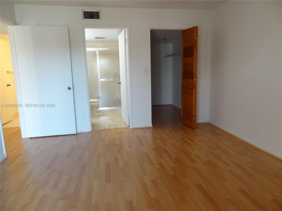 В аренду: $1,975 (1 спален, 1 ванн, 980 Квадратных фут)