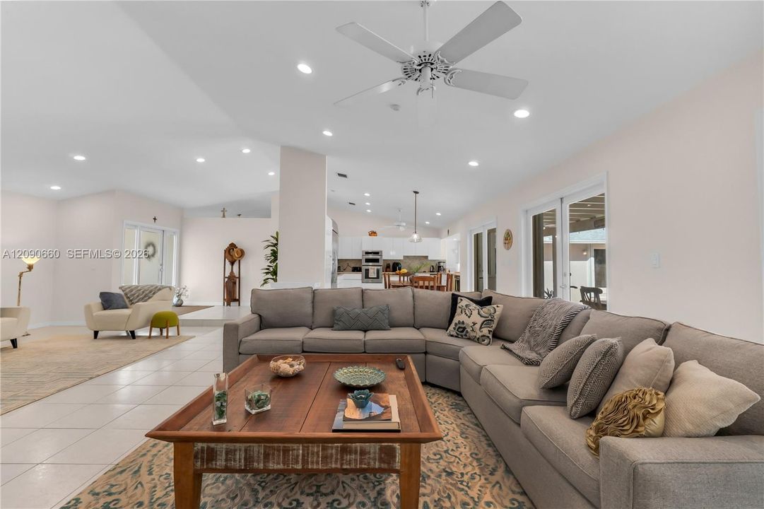 For Sale: $1,599,000 (4 beds, 3 baths, 3085 Square Feet)
