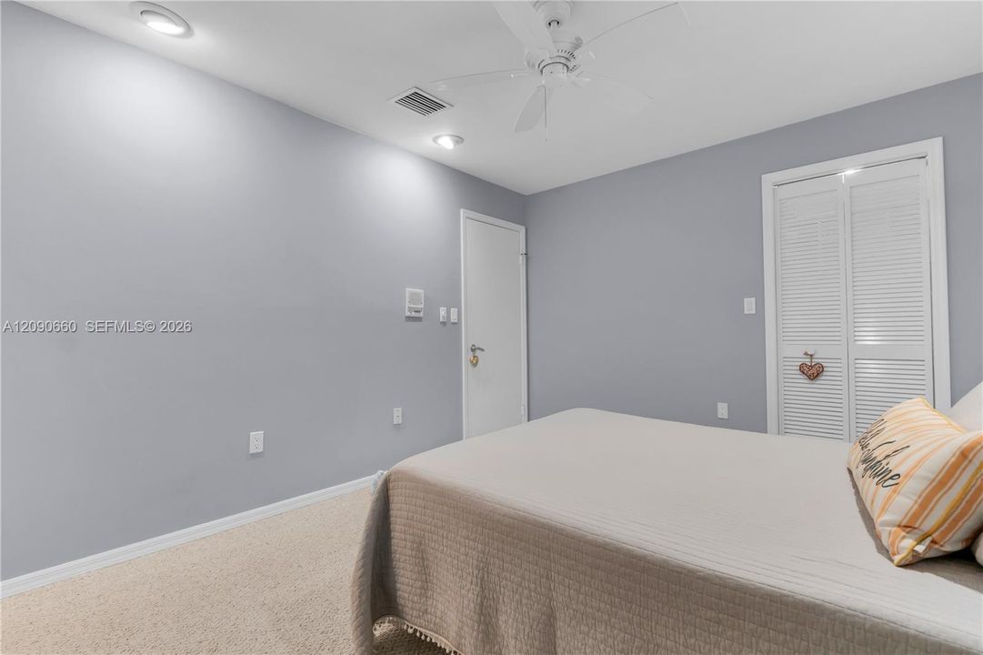 For Sale: $1,599,000 (4 beds, 3 baths, 3085 Square Feet)