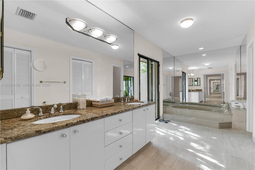 For Sale: $1,599,000 (4 beds, 3 baths, 3085 Square Feet)