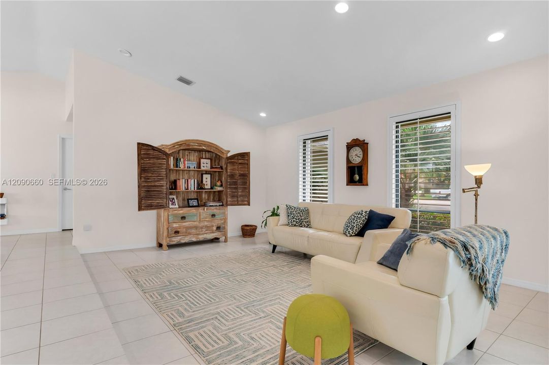 For Sale: $1,599,000 (4 beds, 3 baths, 3085 Square Feet)