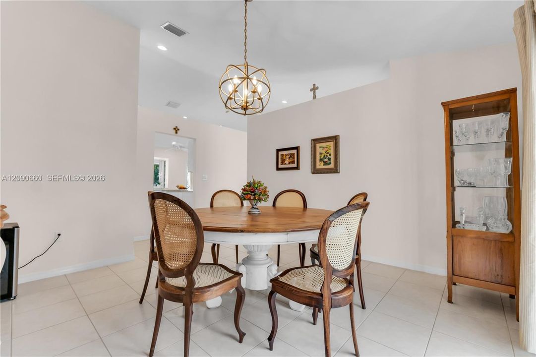 For Sale: $1,599,000 (4 beds, 3 baths, 3085 Square Feet)