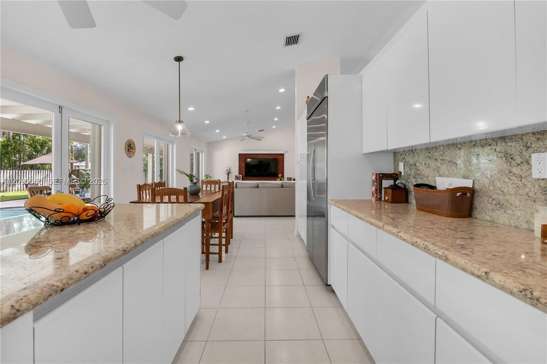 For Sale: $1,599,000 (4 beds, 3 baths, 3085 Square Feet)