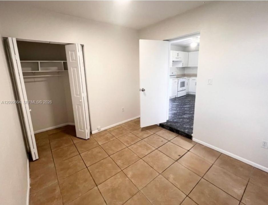 В аренду: $2,500 (3 спален, 1 ванн, 1050 Квадратных фут)