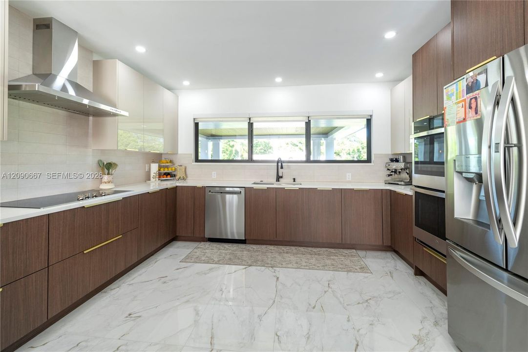 На продажу: $1,399,000 (3 спален, 3 ванн, 3044 Квадратных фут)