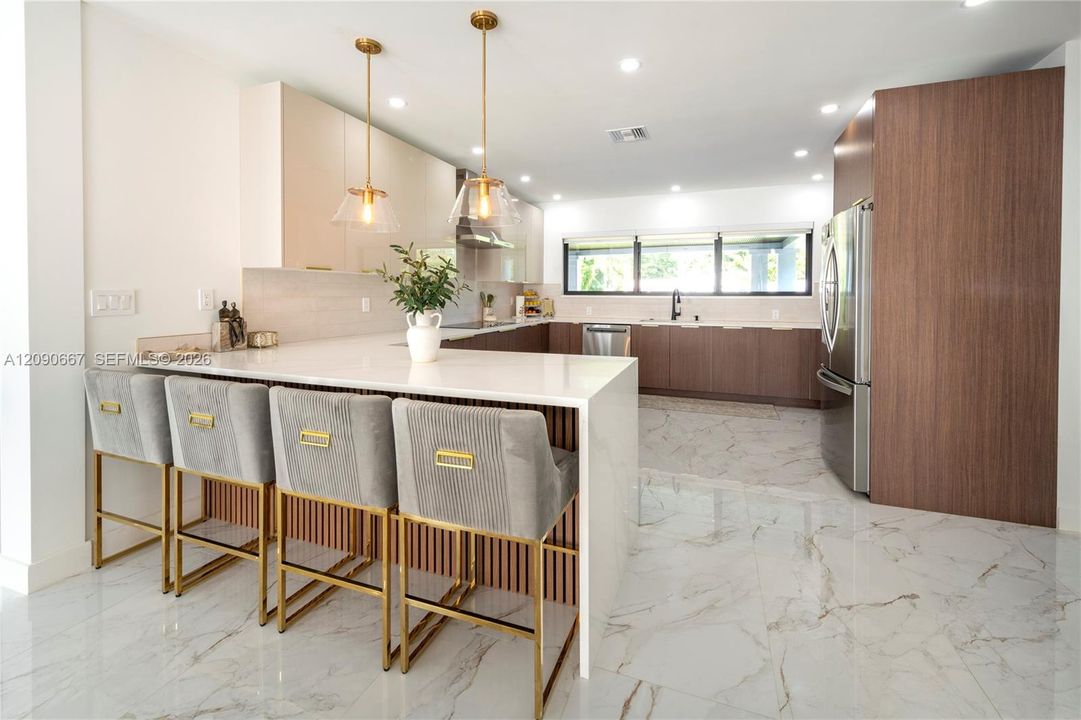 На продажу: $1,399,000 (3 спален, 3 ванн, 3044 Квадратных фут)