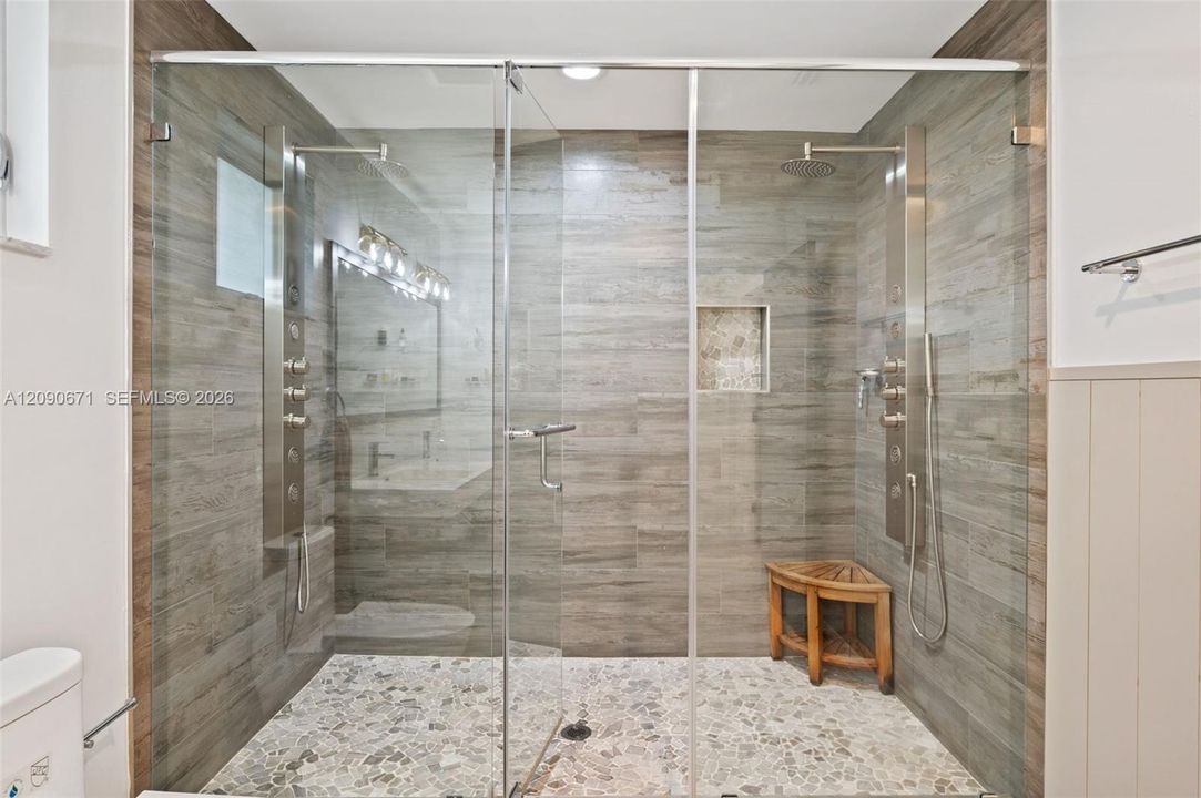В аренду: $7,500 (3 спален, 2 ванн, 2362 Квадратных фут)