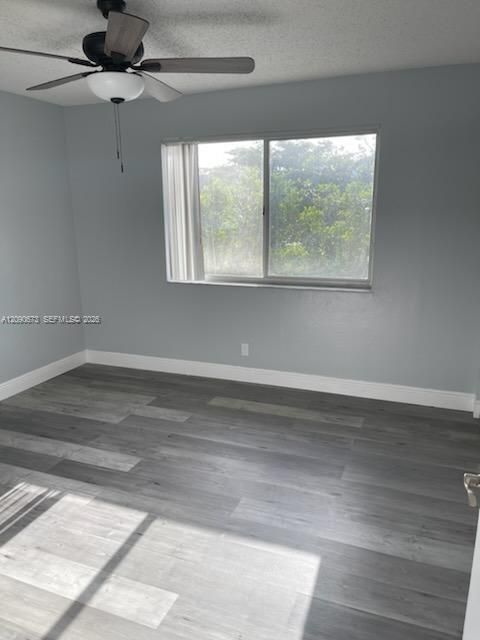For Rent: $1,950 (2 beds, 2 baths, 1057 Square Feet)