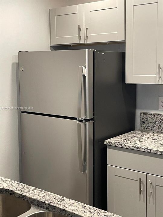 For Rent: $1,950 (2 beds, 2 baths, 1057 Square Feet)