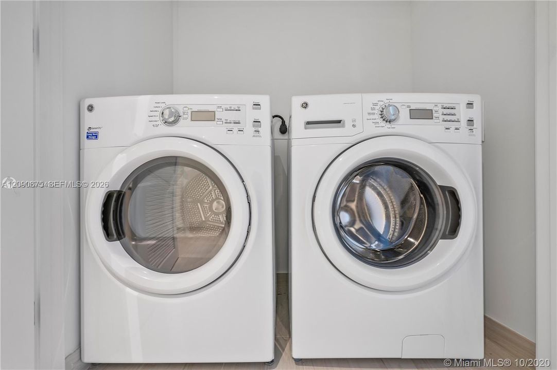 En Renta: $2,500 (2 camas, 2 baños, 1055 Pies cuadrados)