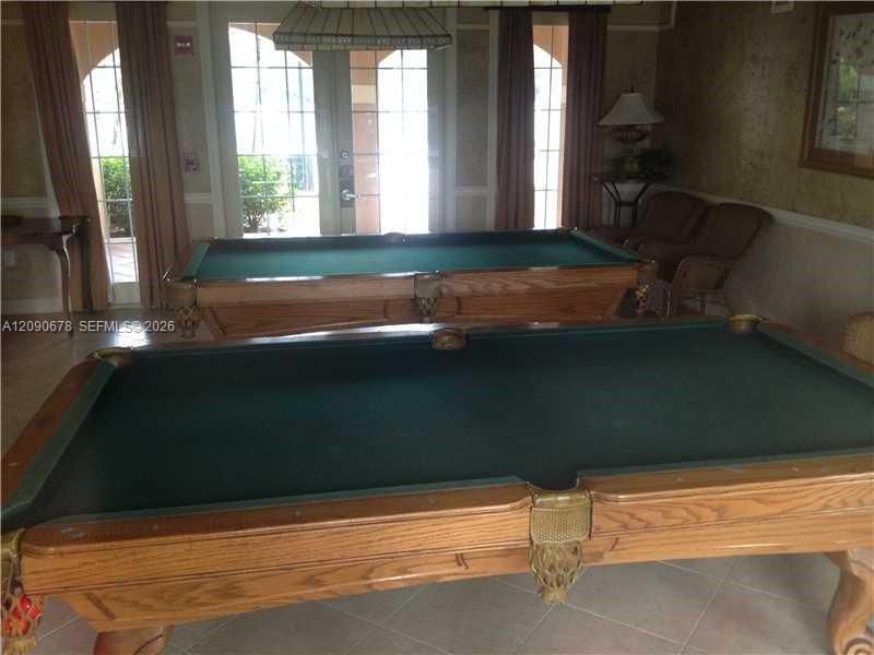 For Rent: $1,700 (1 beds, 1 baths, 798 Square Feet)