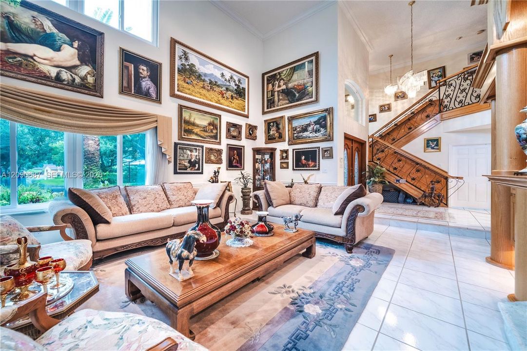 For Sale: $1,800,000 (5 beds, 3 baths, 4213 Square Feet)