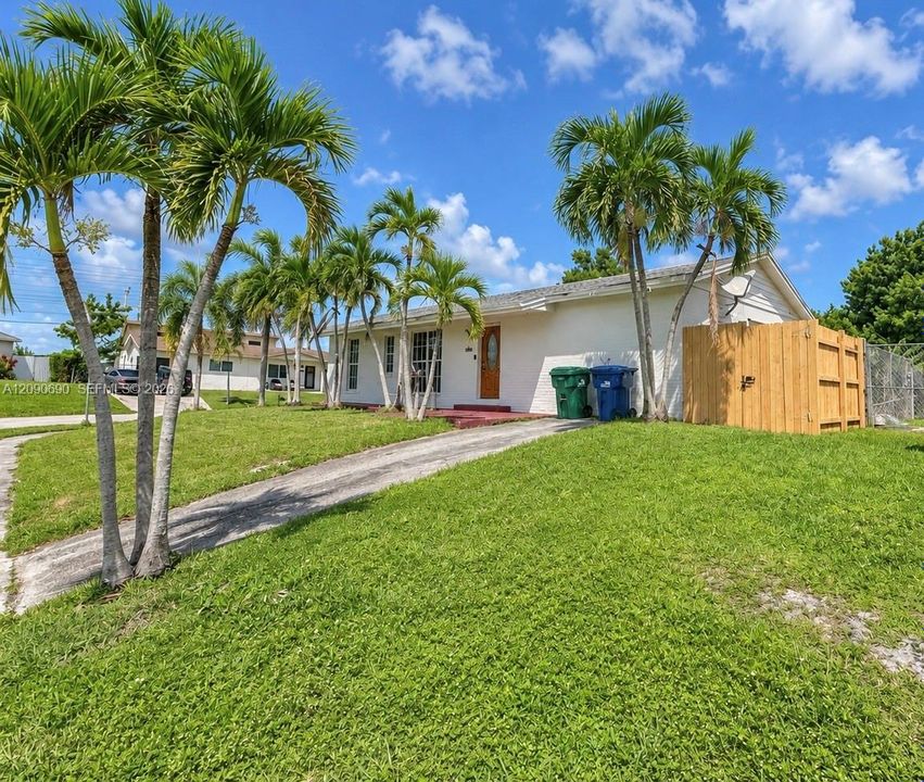 En Venta: $525,900 (4 camas, 2 baños, 1334 Pies cuadrados)