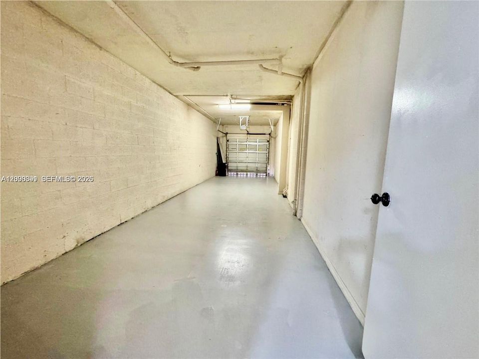 For Rent: $2,500 (3 beds, 2 baths, 1480 Square Feet)