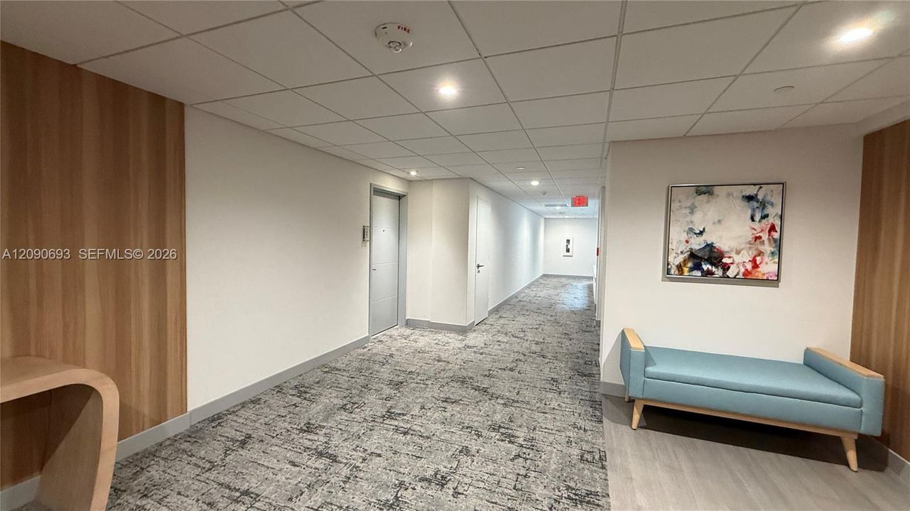 For Sale: $545,000 (2 beds, 2 baths, 1426 Square Feet)