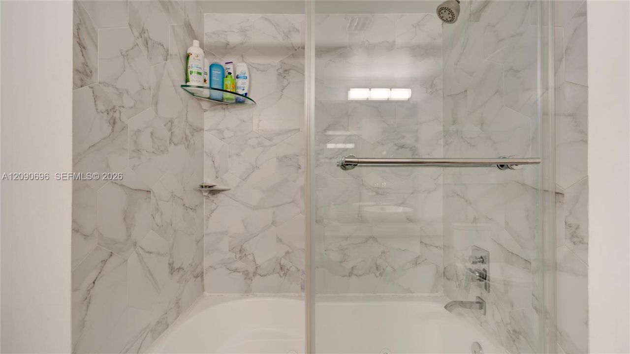 На продажу: $495,000 (1 спален, 1 ванн, 1058 Квадратных фут)