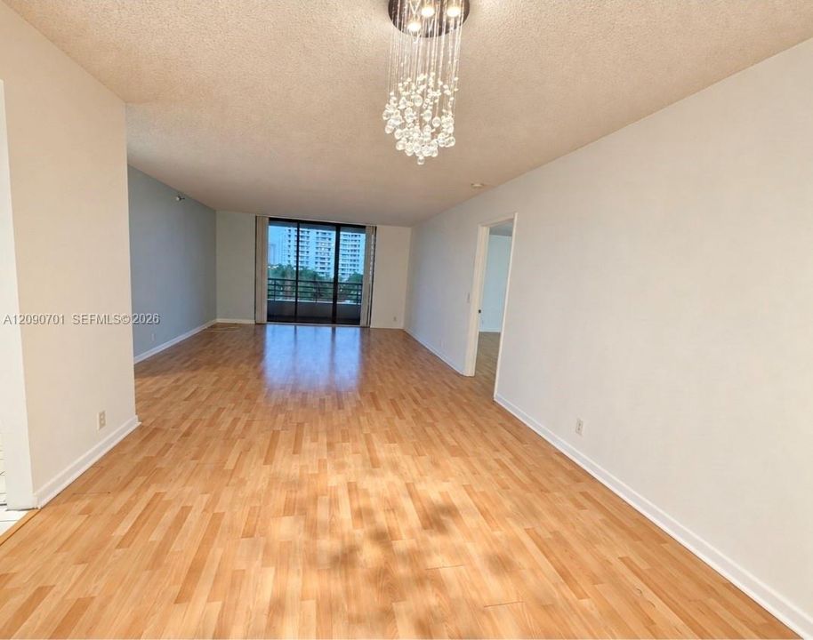 В аренду: $2,550 (2 спален, 2 ванн, 1134 Квадратных фут)
